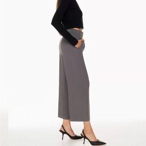 Aritzia effortless pant size 2 peppercorn grey